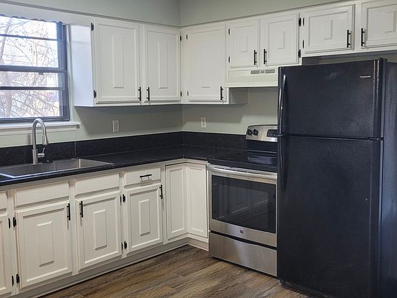 2nd image of 8511 England St