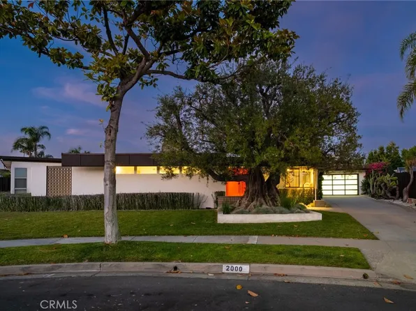 2000 Nautilus Ln, Newport Beach, CA 92660