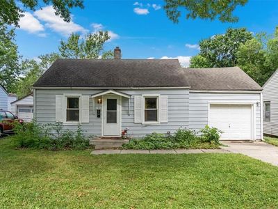 733 S Chestnut St, Olathe, KS, 66061
