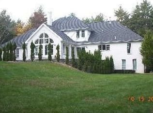 86 Hopkins Hill Rd, Exeter, RI 02822