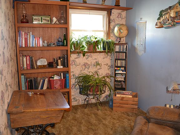 4th image of 1521 S Biltmore Ave