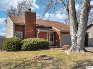 5818 S 155th St, Omaha, NE 68137