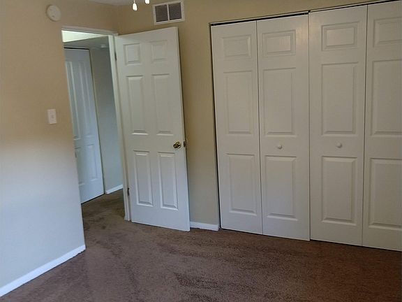 4th image of 2050 Yale Ave APT 13