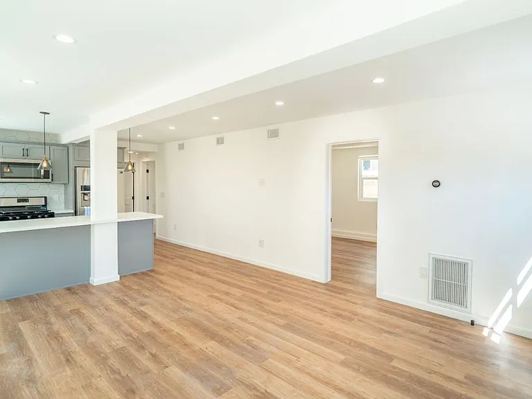 3412 Bellevue Ave — Photo 15