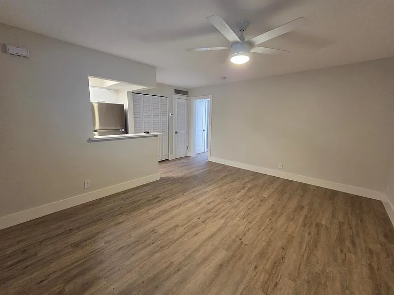 5630 NE 18th Ave #204 — Photo 1