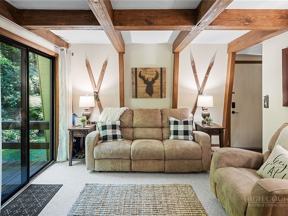 1st image of 40 Hemlock Hill #A