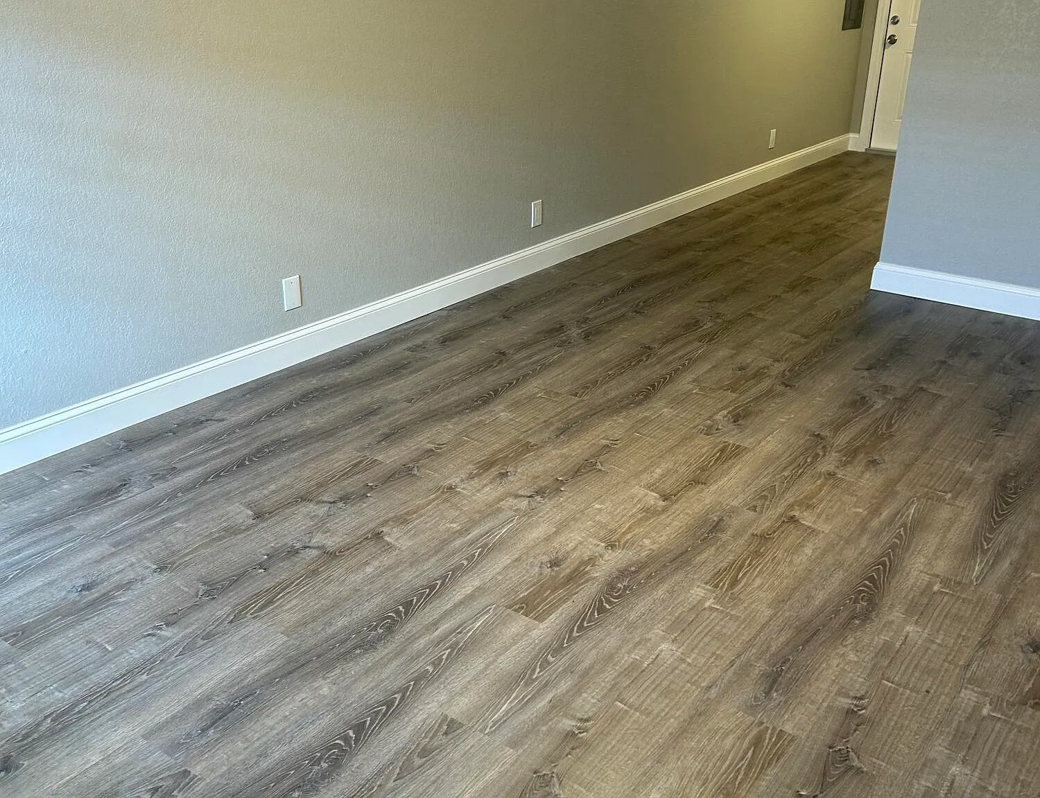 2 bed, 1.0 bath, 800 sqft, $2,150 — Photo 4