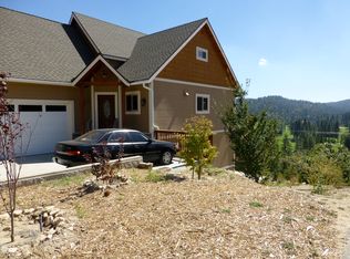 26705 Merced Ln, Lake Arrowhead, CA 92352