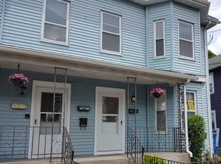 80 Taylor St #1, Waltham, MA 02453
