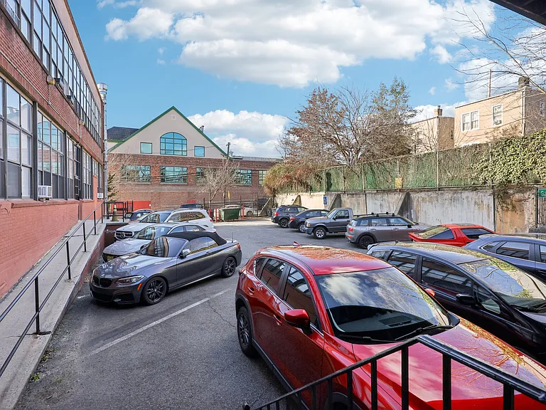 Berry Lane Lofts — Photo 18