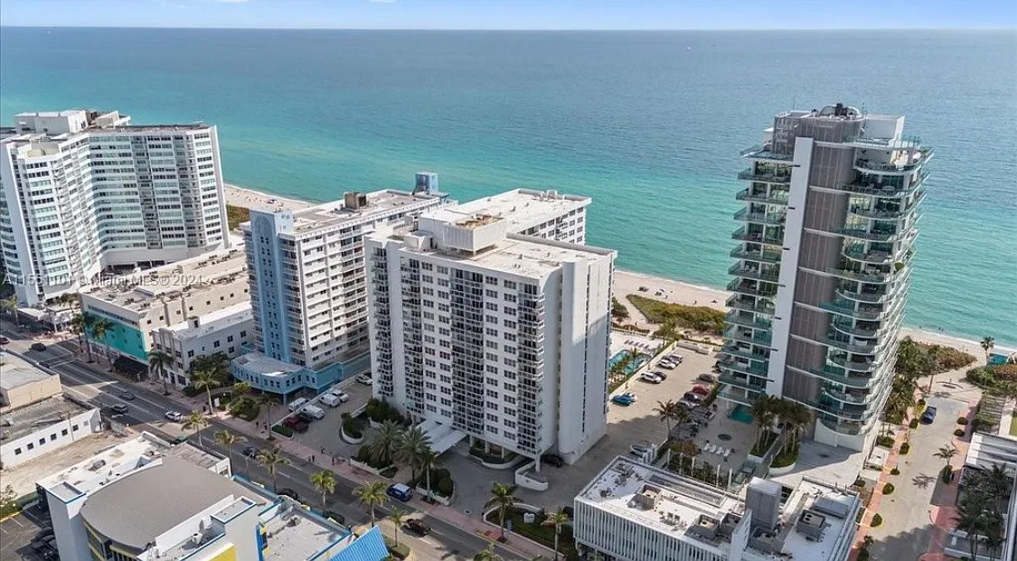 6917 Collins Ave — Photo 4
