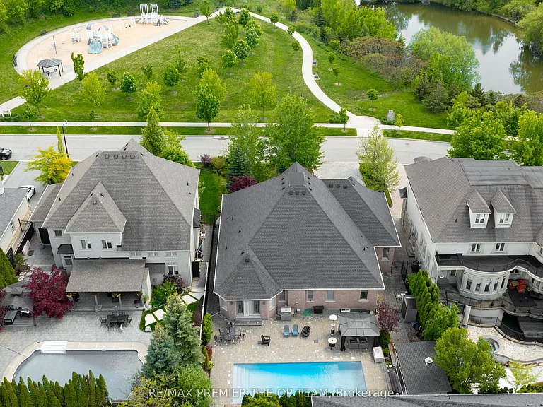 56 Park Ridge Dr #UPPER — Photo 38