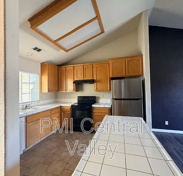 3492 Gerald Ct — Photo 6