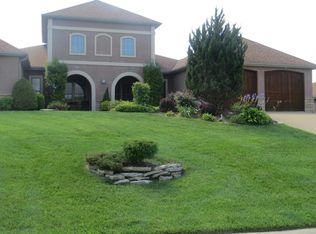 117 N Tuscany Dr, Hollister, MO 65672