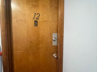 2355 Lewis Ave APT 12, Zion, IL 60099
