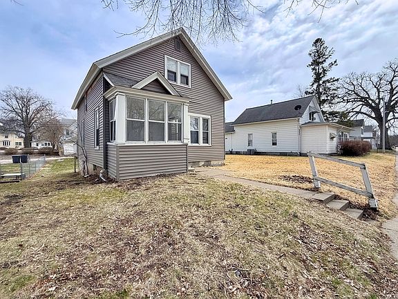 2nd image of 1125 37th St