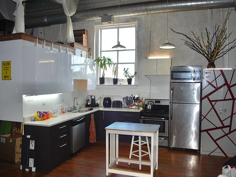 1621 N Kedzie Ave #3 — Photo 5