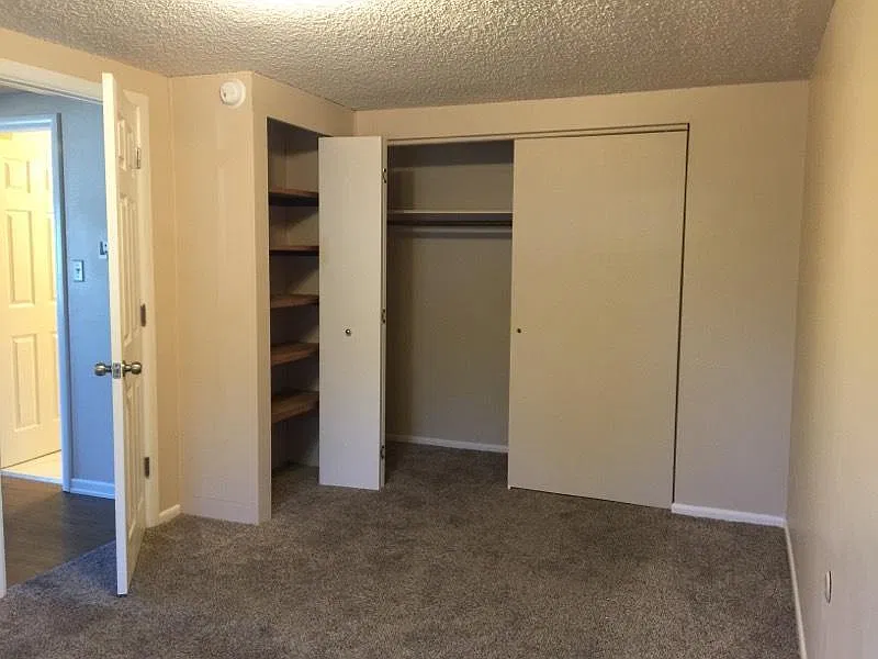 1 bed, 500 sqft, $1,095 — Photo 2