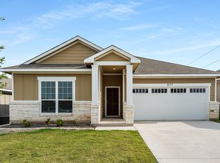 637 Oxford Ln, Troy, TX 76579