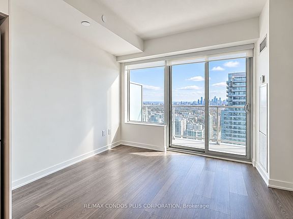 3rd image of 195 Redpath Ave #3508