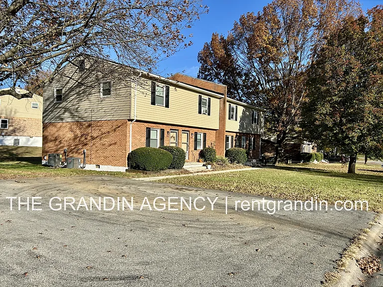 2163 Mulberry St — Photo 3