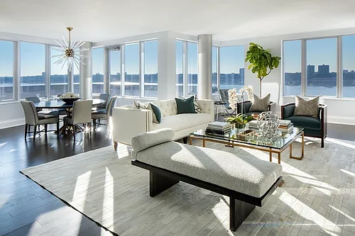 50 Riverside Blvd Photo 1