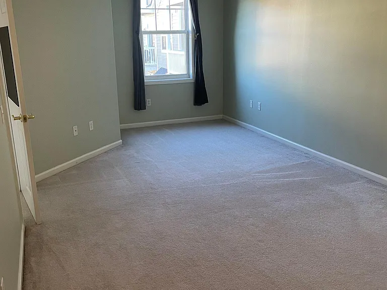 61 Pearl St #13 — Photo 9