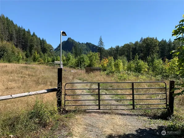 428 Savio Road, White Pass, WA 98937