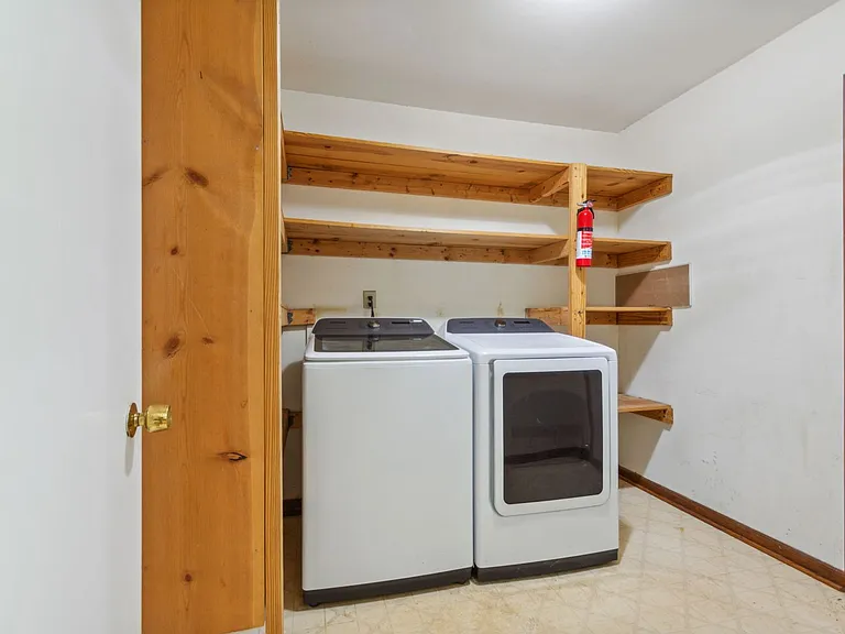 1876 Cameo Ct — Photo 11