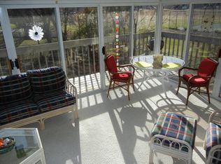 1967 14th St NW, New Brighton, MN 55112