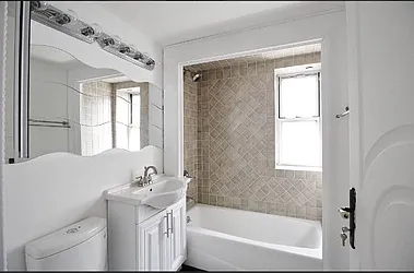 Rented by Urbanite Realty Inc