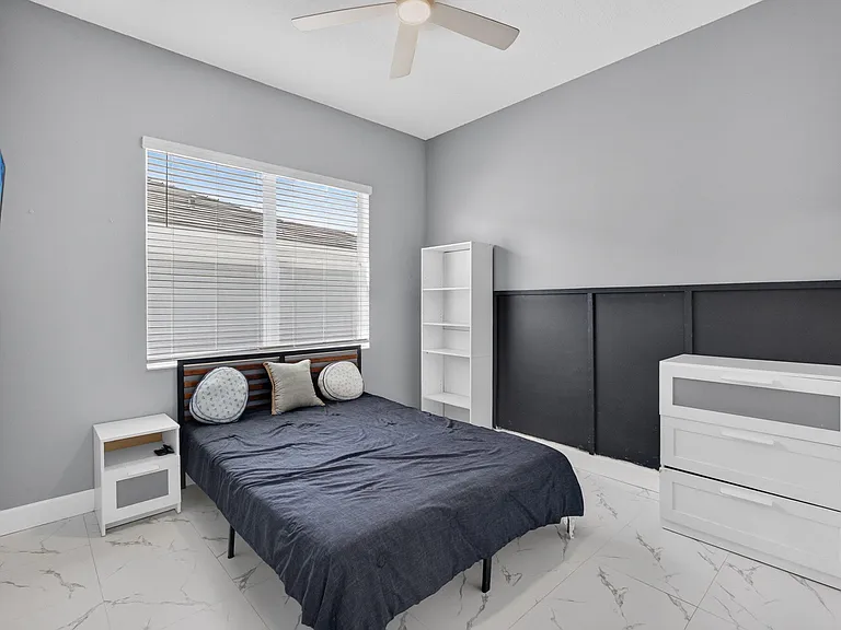 16293 Melogold Dr — Photo 34