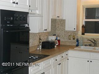 3rd image of 3038 Peach Dr