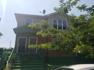 1529 Hassock St, Far Rockaway, NY 11691