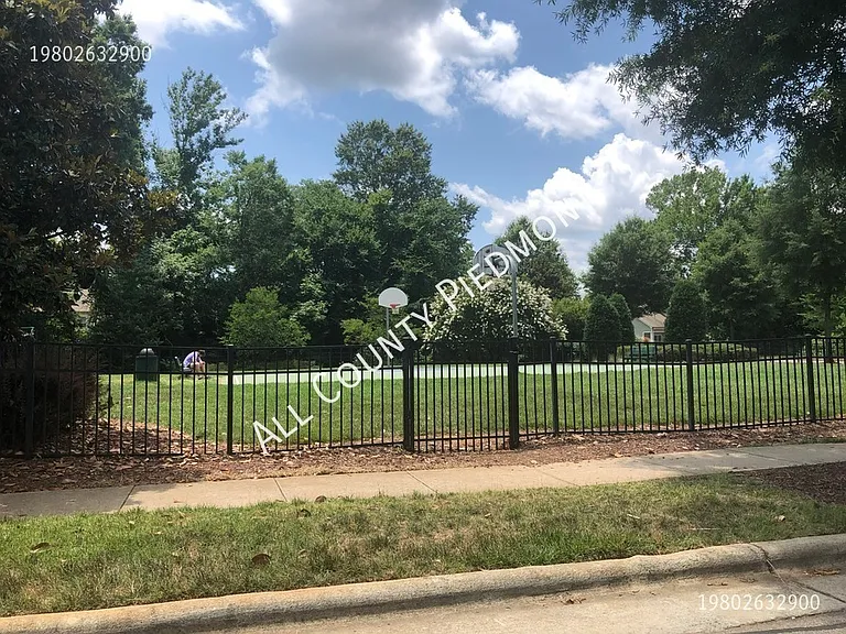 5119 Alysheba Dr — Photo 15