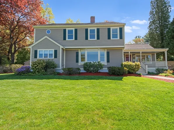 122 Deerfoot Rd, Southborough, MA 01772