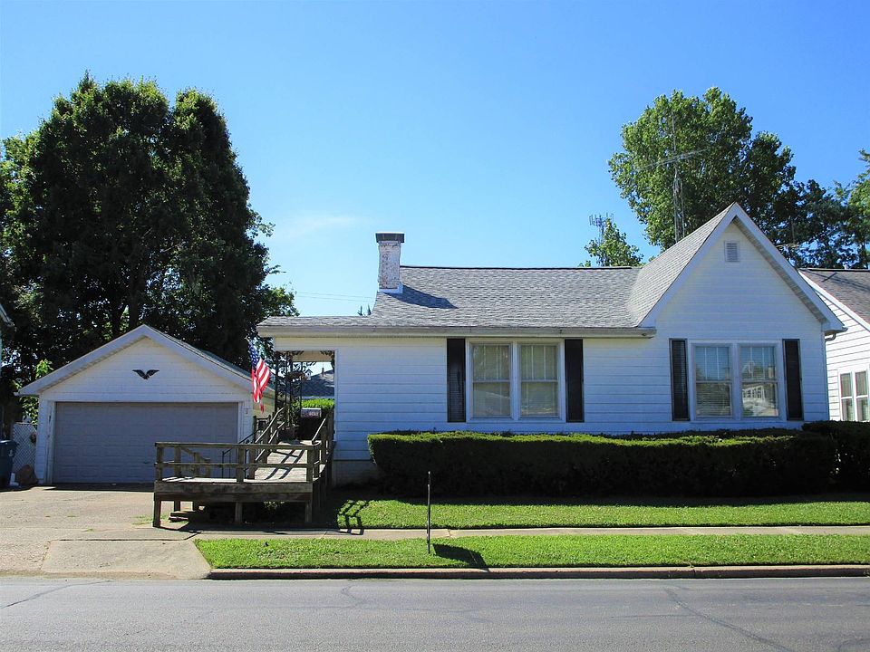 205 W Cherry St, Carmi, IL 62821 MLS 11229104 Zillow