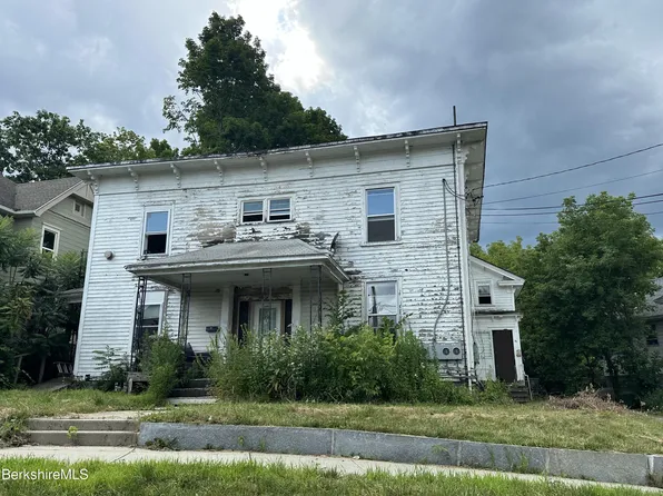 1820 Elizabeth St, Pittsfield, MA 01201