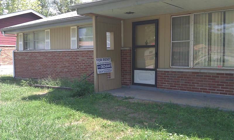 1st image of 9810 Lanier Dr