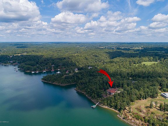 Image 3: Location