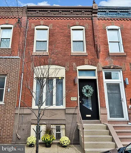 1713 Moore St Photo 1
