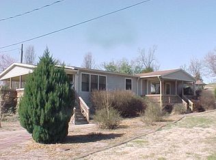 685 Red Hill Rd, Nortonville, KY 42442
