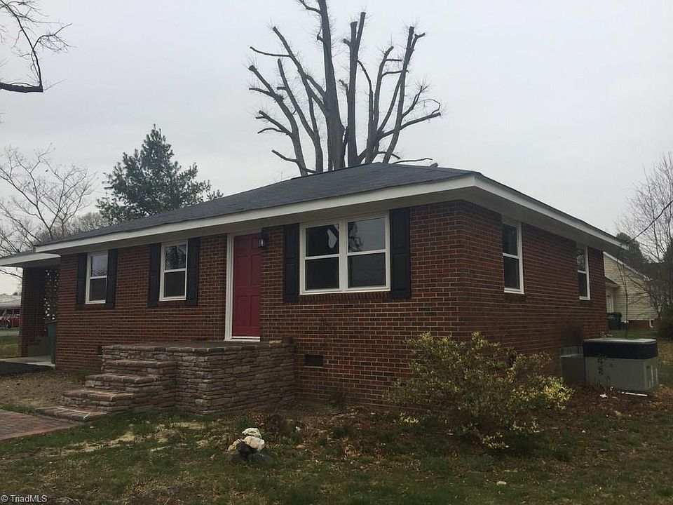 1st image of 303 Rosemont St