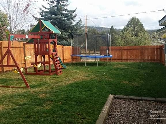 2nd image of 11191 NW Irvine Ave