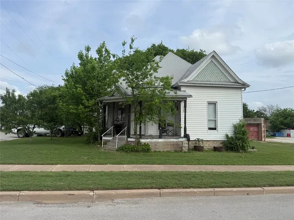 117 N Camden St, Dublin, TX 76446