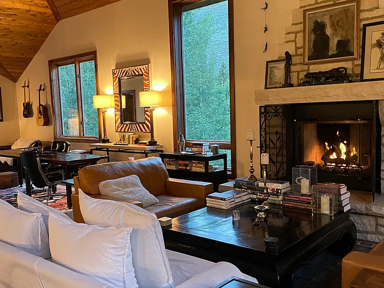 Vail Valley Dr — Photo 14