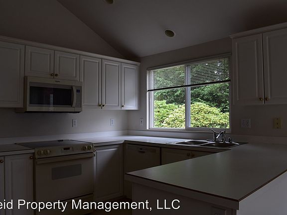 4th image of 9767 Ebbtide Ln NW