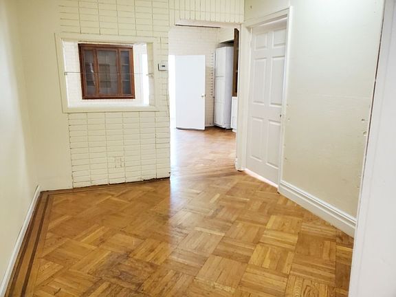 3rd image of 781 E 5th St #1