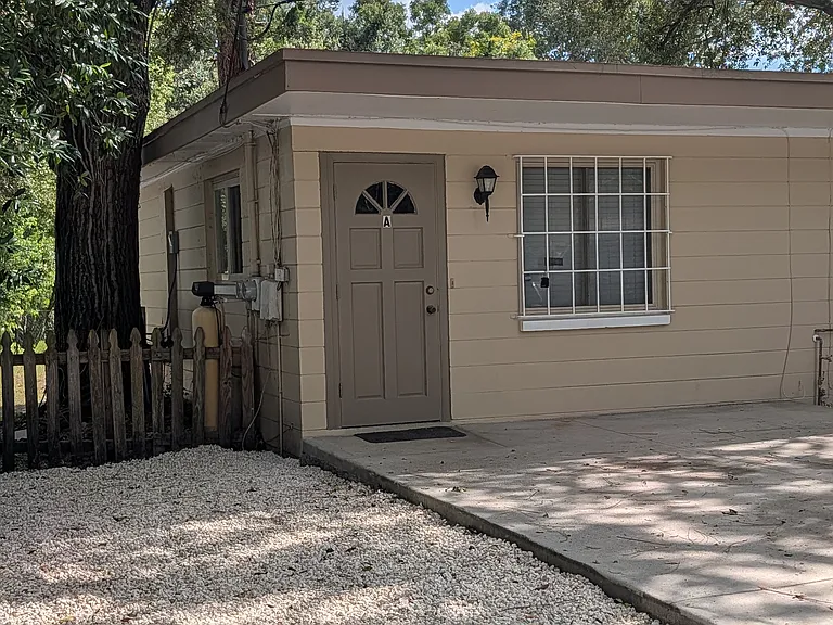 1705 E Kirby St #A — Photo 7