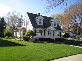28 S Fremont St, Janesville, WI 53545